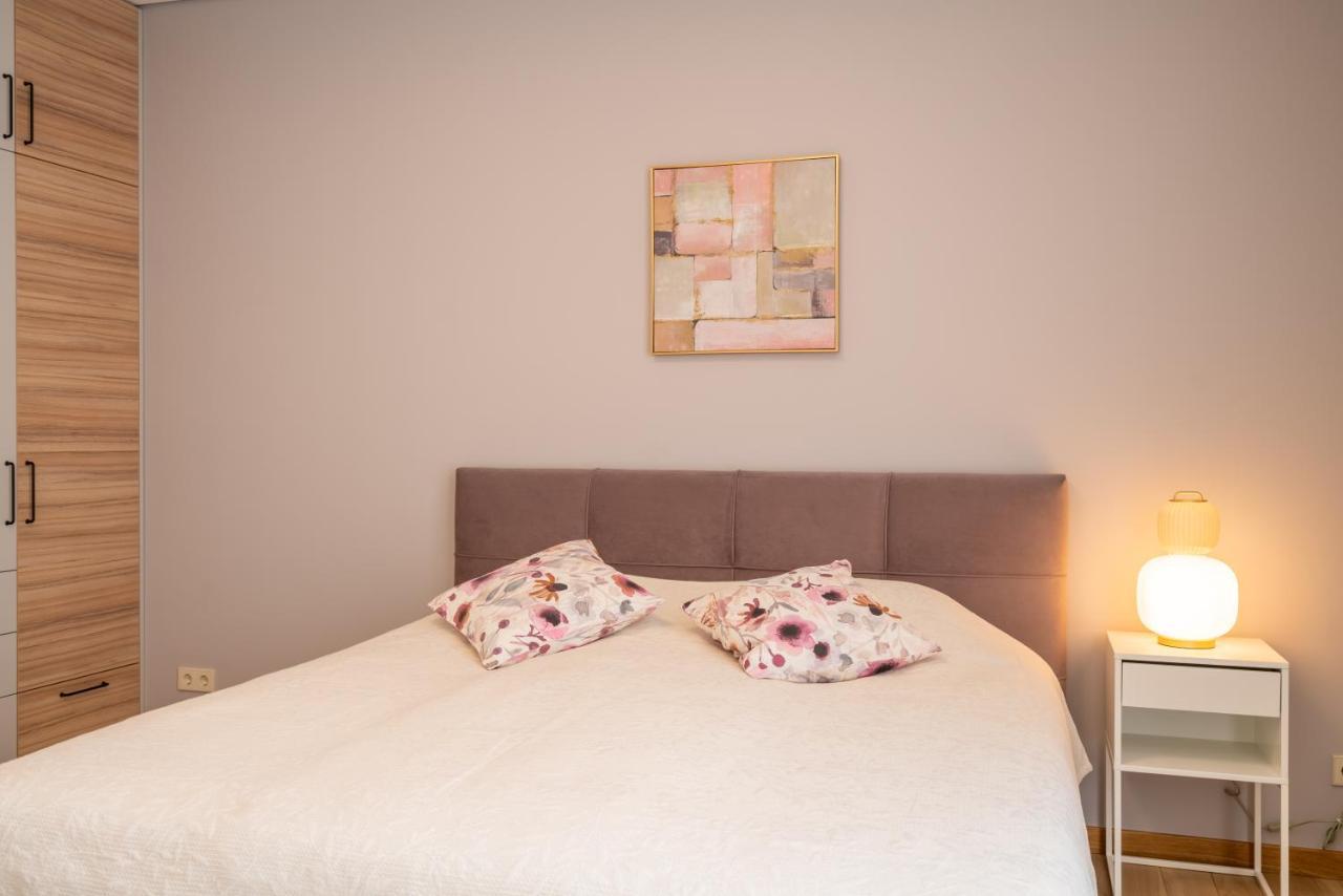 Easyrooms Dzirnavu Riga Eksteriør billede